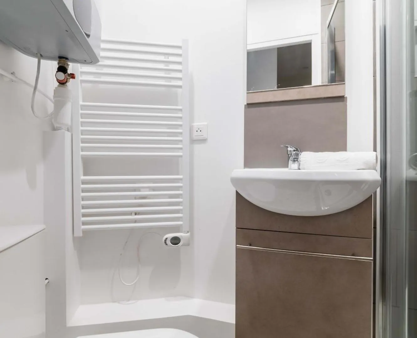 Appartamento Studio Refait A Neuf Proche Metro - Paris 19 - 2P