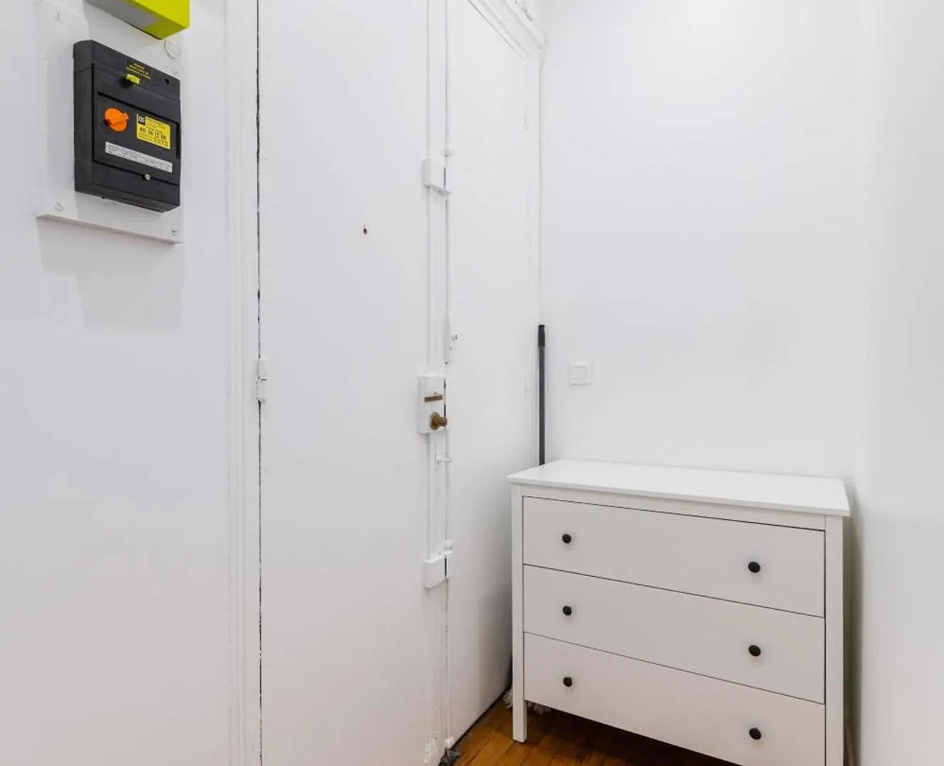 Appartamento Studio Refait A Neuf Proche Metro - Paris 19 - 2P 0*,  Francia